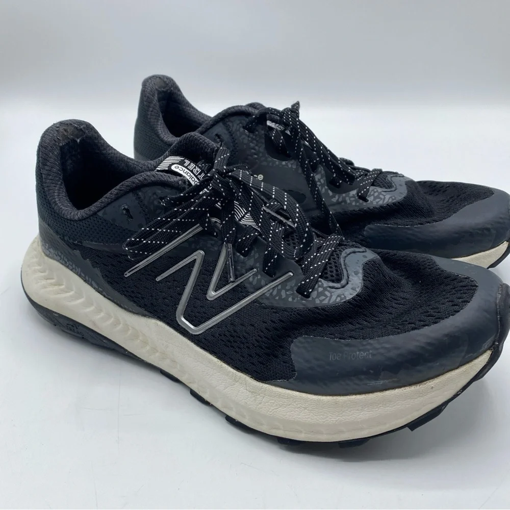 New Balance Dynasoft Nitrel v4 Women  Trail Running Shoes WTNTRCK4-Black 9.5